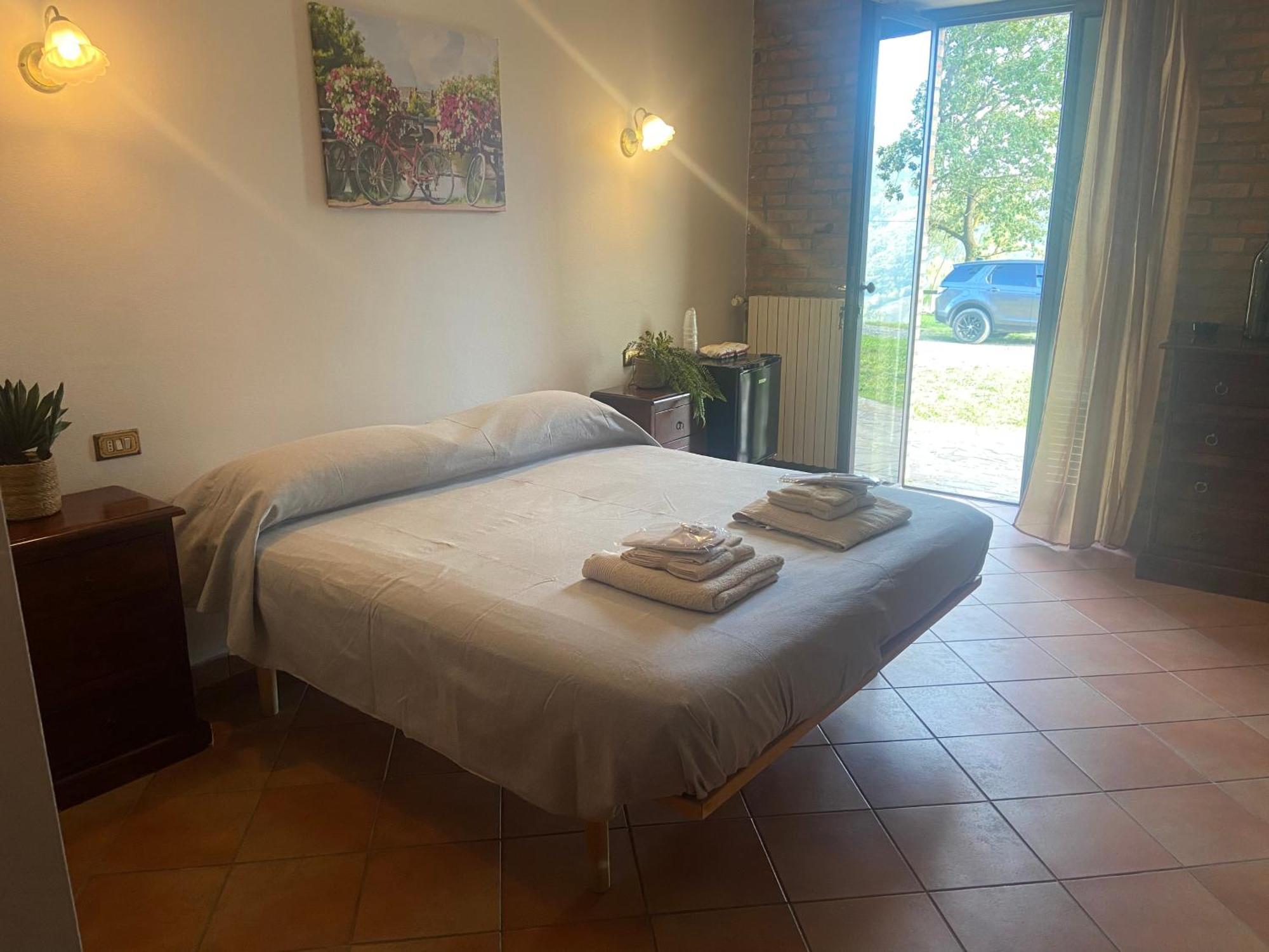 Agriturismo Cergallina Vernasca Ngoại thất bức ảnh