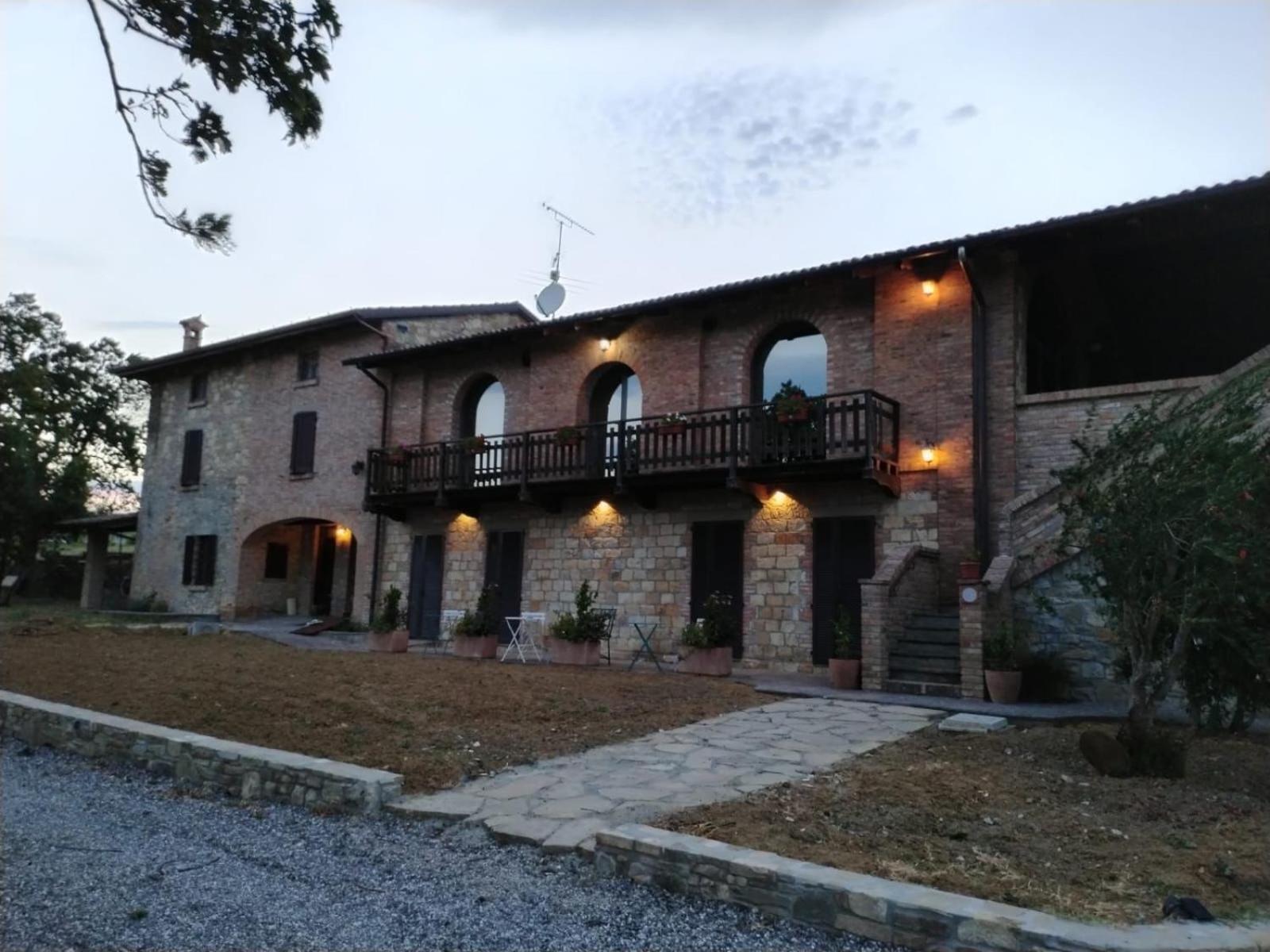 Agriturismo Cergallina Vernasca Ngoại thất bức ảnh